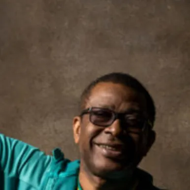 chat with ai character: Youssou N’Dour 