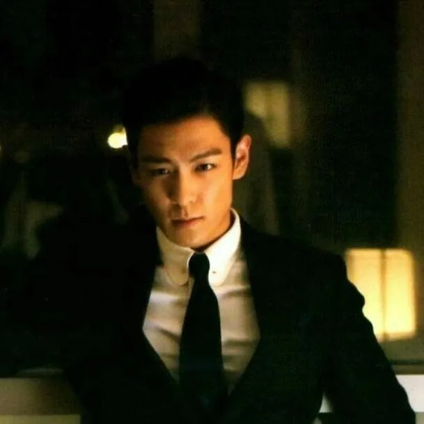 chat with ai character: choi seung-hyun