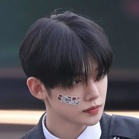 chat with ai character: yeonjun