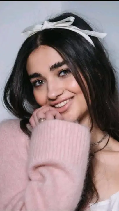 ai character: lala tv background