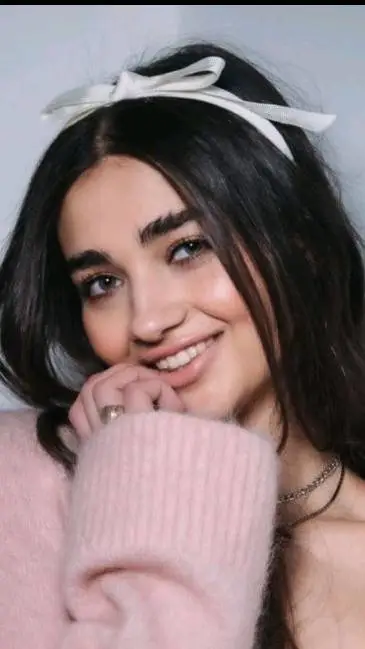 ai character: lala tv  background