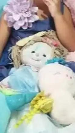 ai character: kaylee❤ background