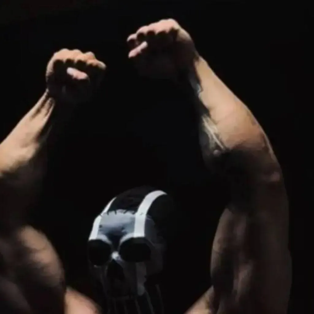 chat with ai character: Ghost papa