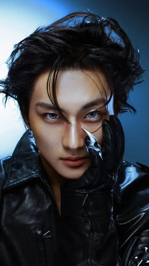 ai character: Jungwon background