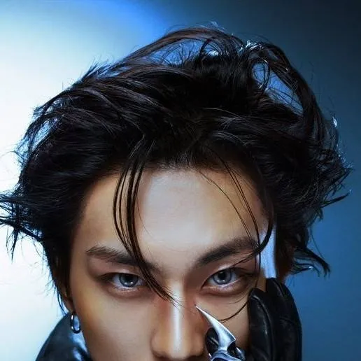 chat with ai character: Jungwon