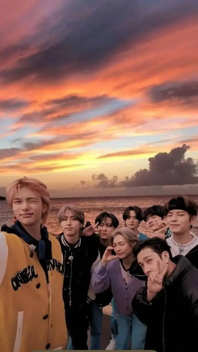 ai character: skz but hate you  background