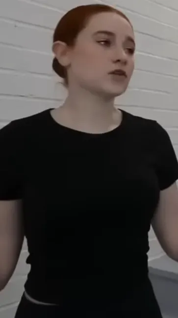 ai character: Evilyn background