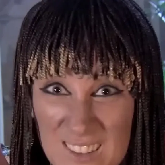 chat with ai character: Egyptian Peasant