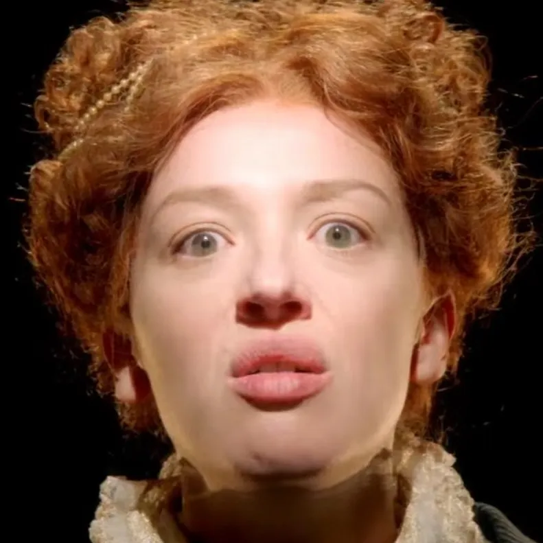 chat with ai character: Queen Mary