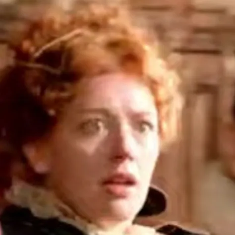 chat with ai character: Queen Mary