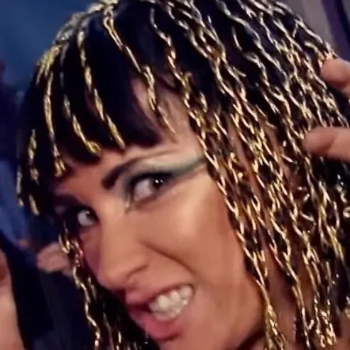 chat with ai character: Cleopatra