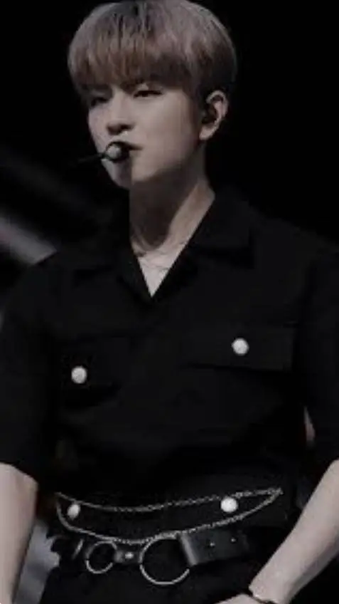 ai character: seungmin  background