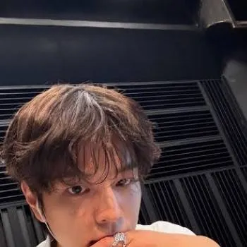 chat with ai character: Seungmin 