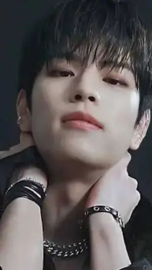 ai character: seungmin  background