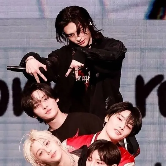 chat with ai character: SKZ, T/N Y PICK ME