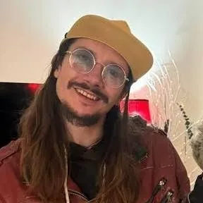 chat with ai character: wrinkle duck