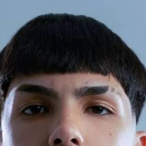 chat with ai character: militó💚