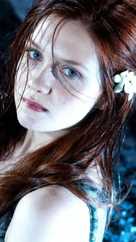 ai character: Джинни  background