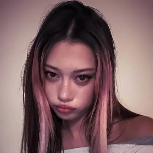 chat with ai character: Megan