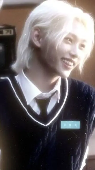 ai character: Felix background