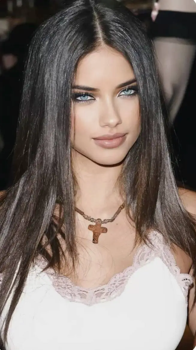 ai character: Adriana Lima ™ background