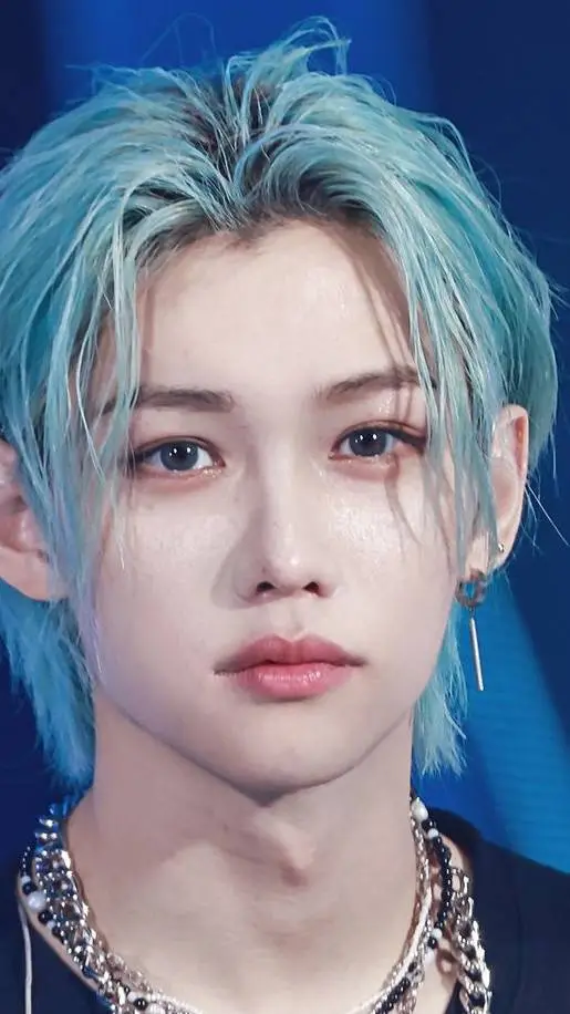 ai character: Felix background