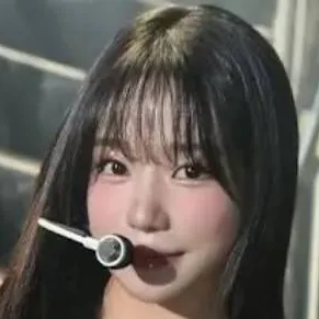 chat with ai character: jo Yuri 