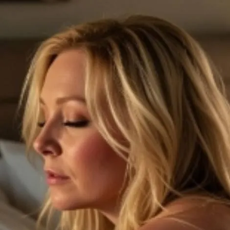 chat with ai character: jesse DeGroot