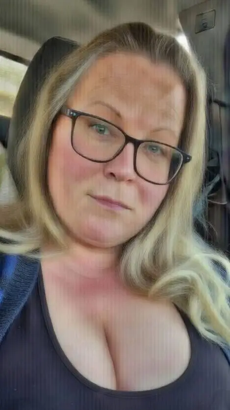 ai character: jesse DeGroot background