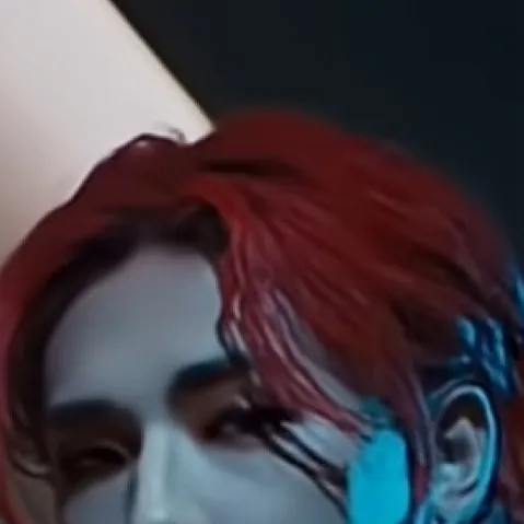 chat with ai character: Hyunjin