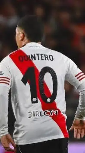 ai character: Juanfer Quintero background