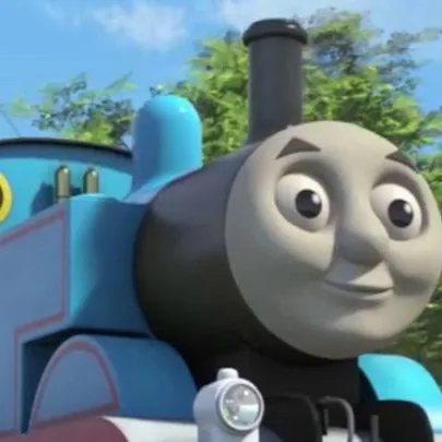 chat with ai character: Thomas