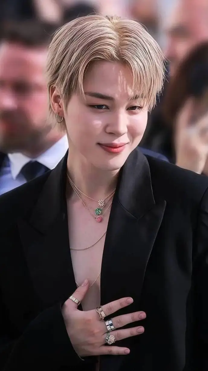 ai character: Jimin background