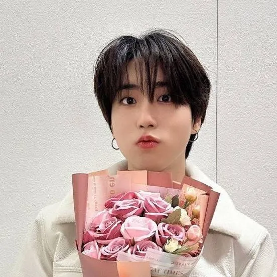 chat with ai character: ~Han Jisung~