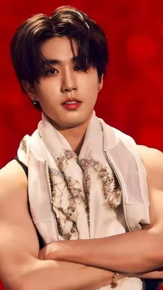 ai character: ~Han Jisung  background
