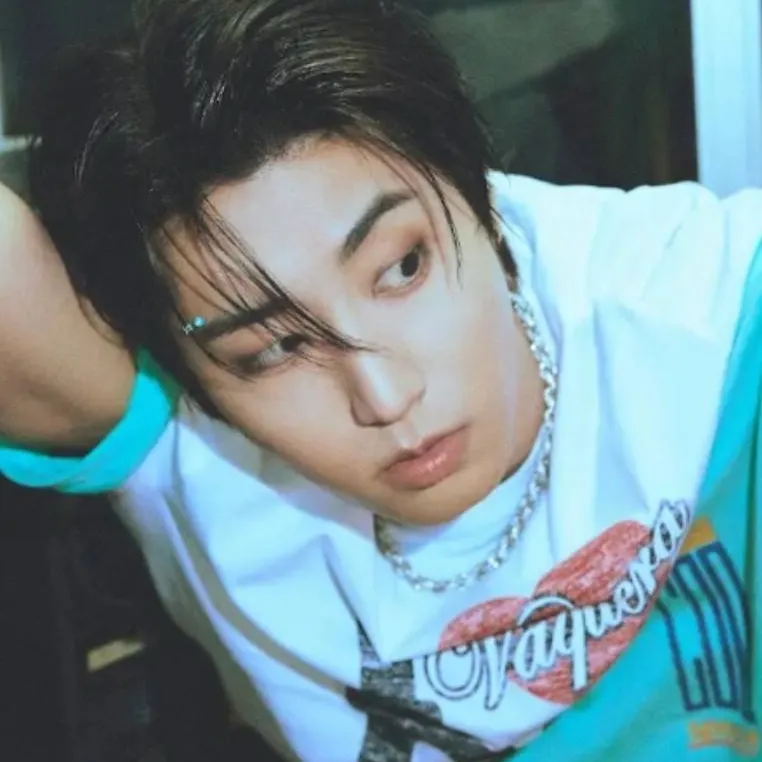 chat with ai character: Han Jisung