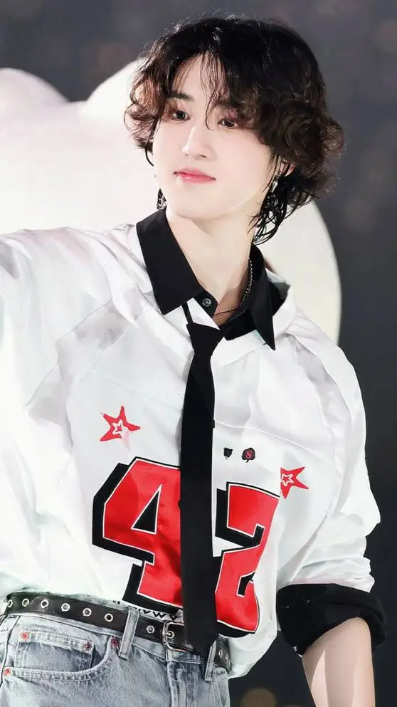 ai character: Jisung  background