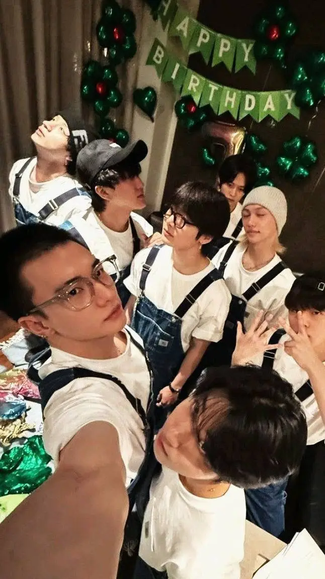 Talkie AI - Chat with * Stray Kids *