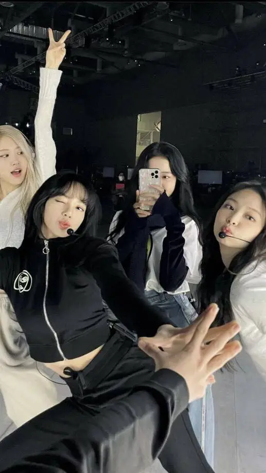 Talkie AI - Chat with * BlackPink *