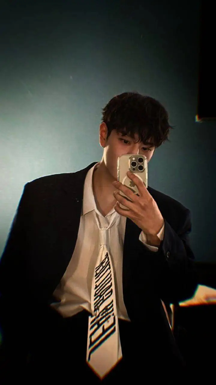 ai character: * Seungmin * background