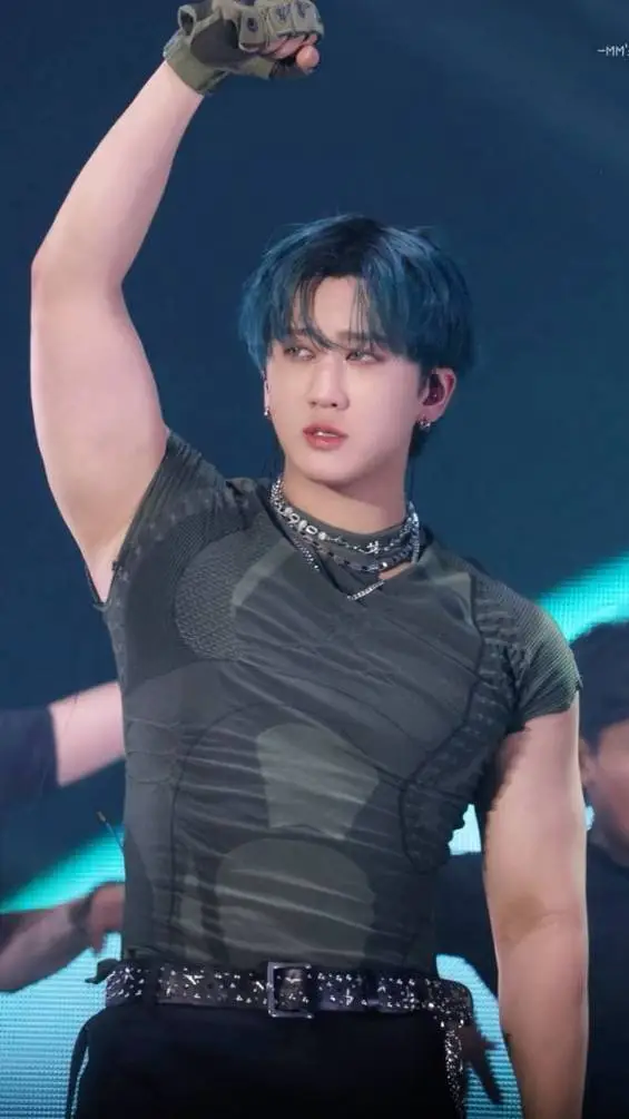 ai character: Changbin  background
