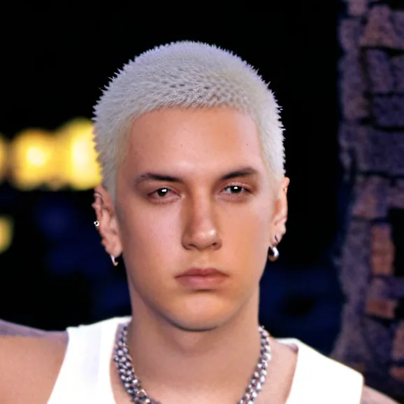 chat with ai character: Eminem