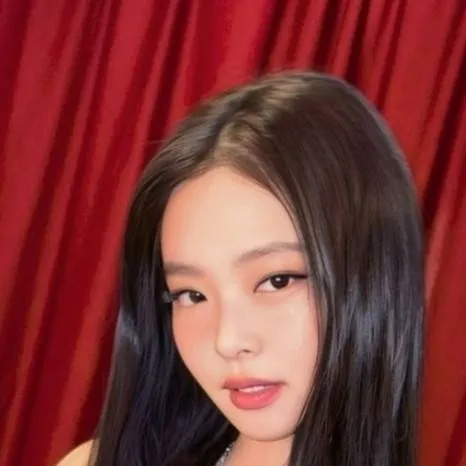 chat with ai character: jennie kim