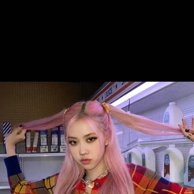 chat with ai character: Rosè