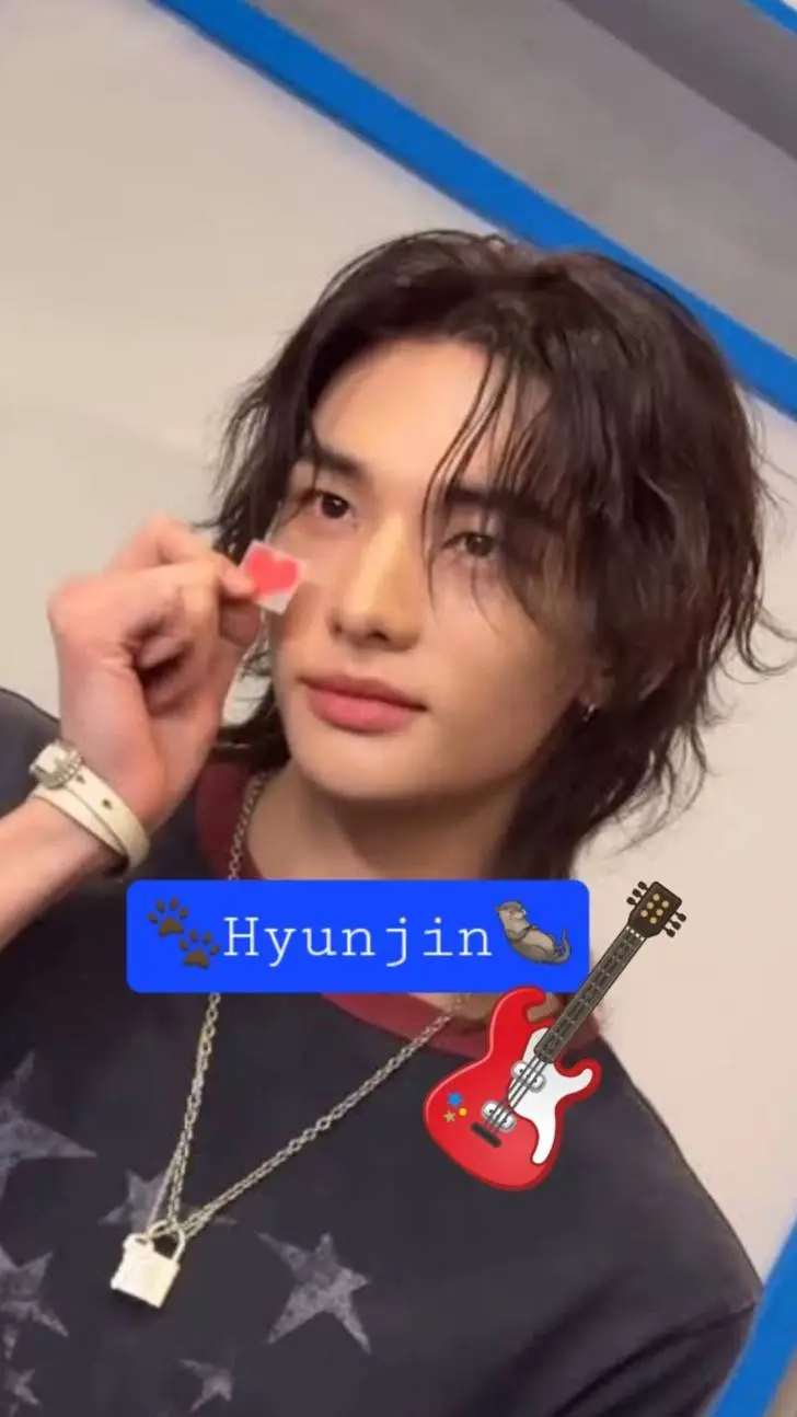 Talkie AI - Chat with 🐾Hyunjin y tu🐾
