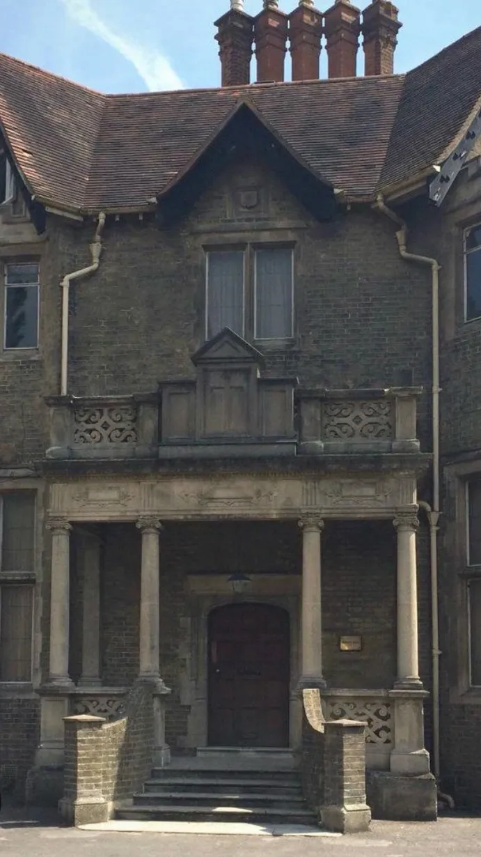 ai character: Nonartus house  background