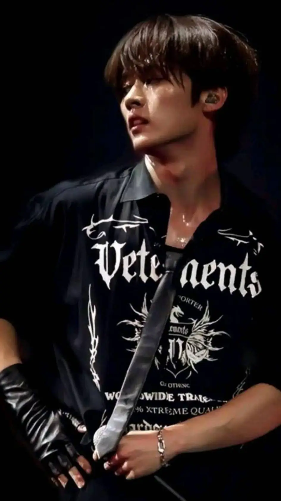 ai character: Minho background