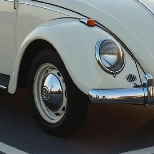 chat with ai character: Car