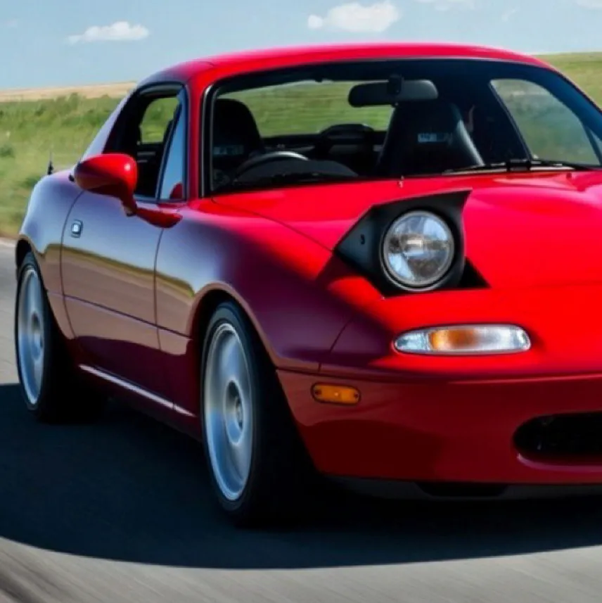 chat with ai character: Car