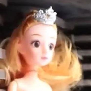 chat with ai character: mermaid doll 2